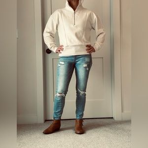 Women’s Cream 1/4 Zip Pullover Sweatshirt